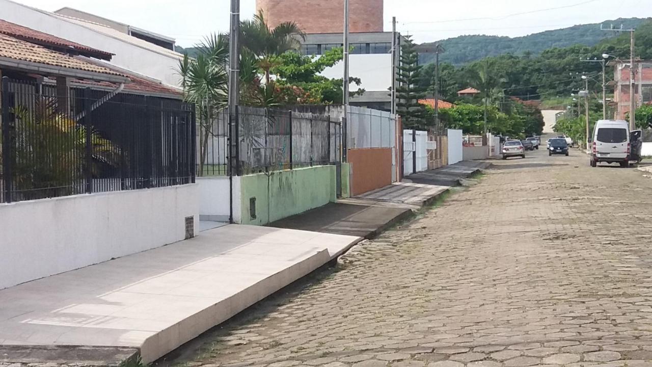 Casa Temporada Beto Carrero Villa Penha  Eksteriør billede